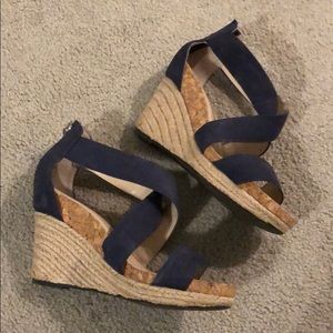 Adrienne Vittadini wedge sandal navy